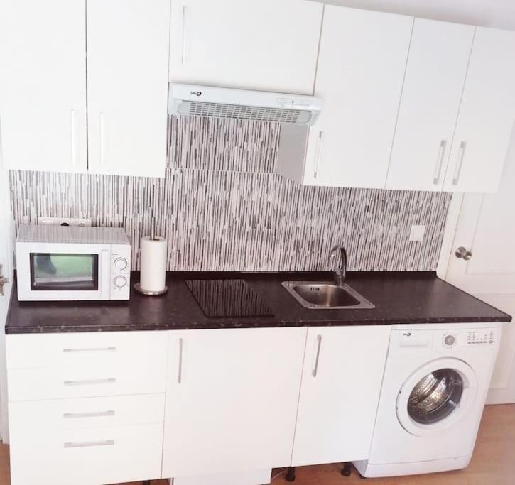 Atico Estudio Con Terraza - Centro Sevilla Εξωτερικό φωτογραφία